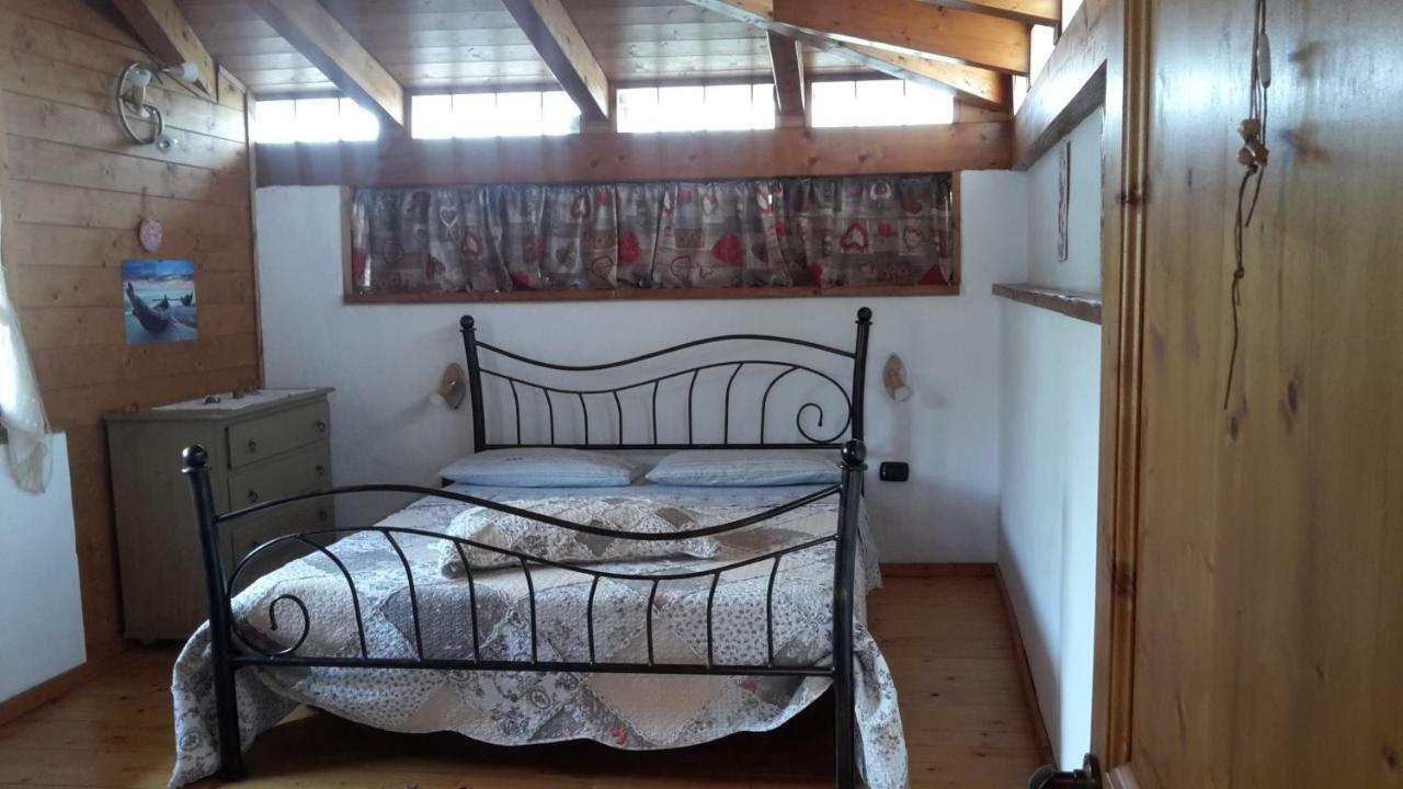 Casa Vacanze Paola Куарту-Сант'Элена Экстерьер фото